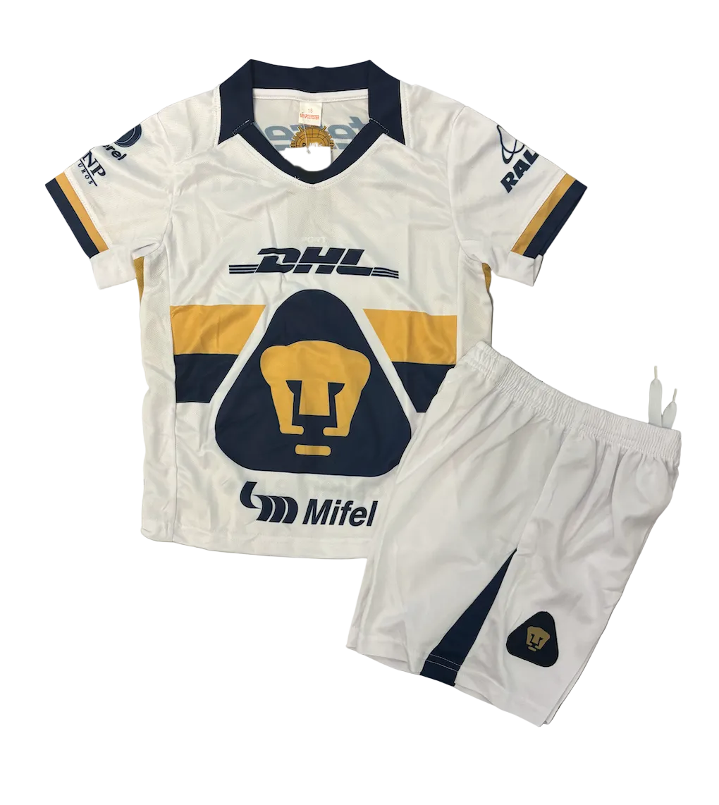 Pumas White Kids Kit